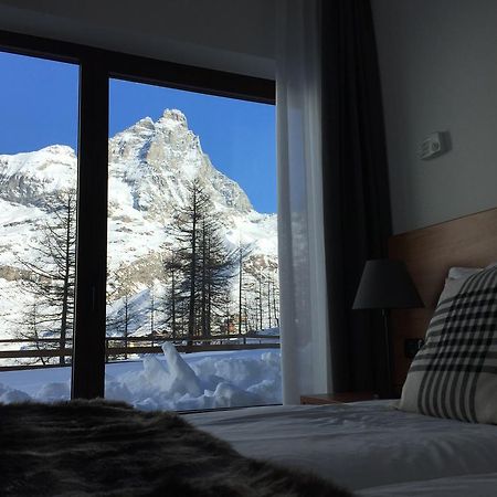 Base Camp Alpine Apartments ブレウイル・チェルヴィナイア エクステリア 写真
