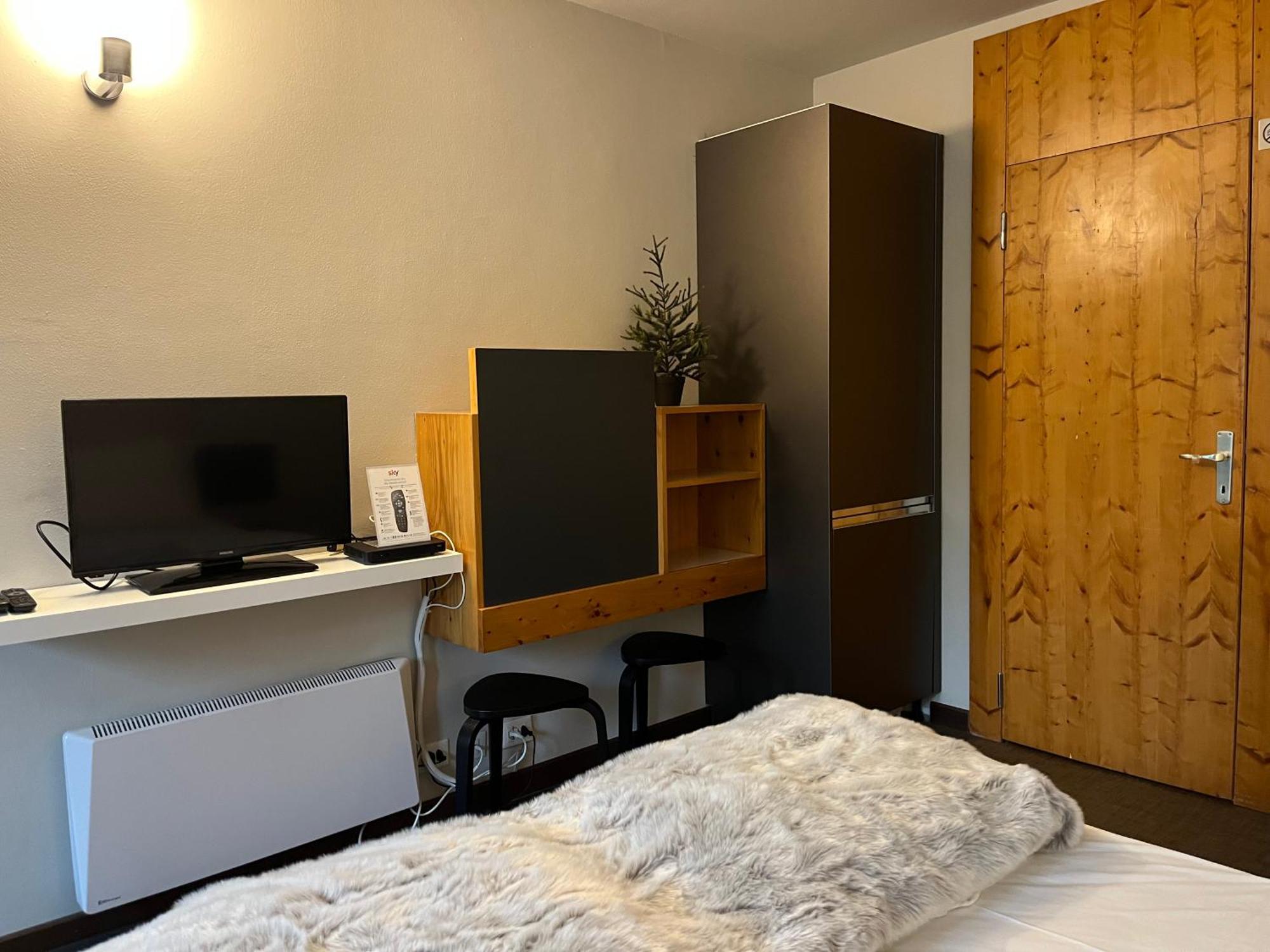 Base Camp Alpine Apartments ブレウイル・チェルヴィナイア 部屋 写真