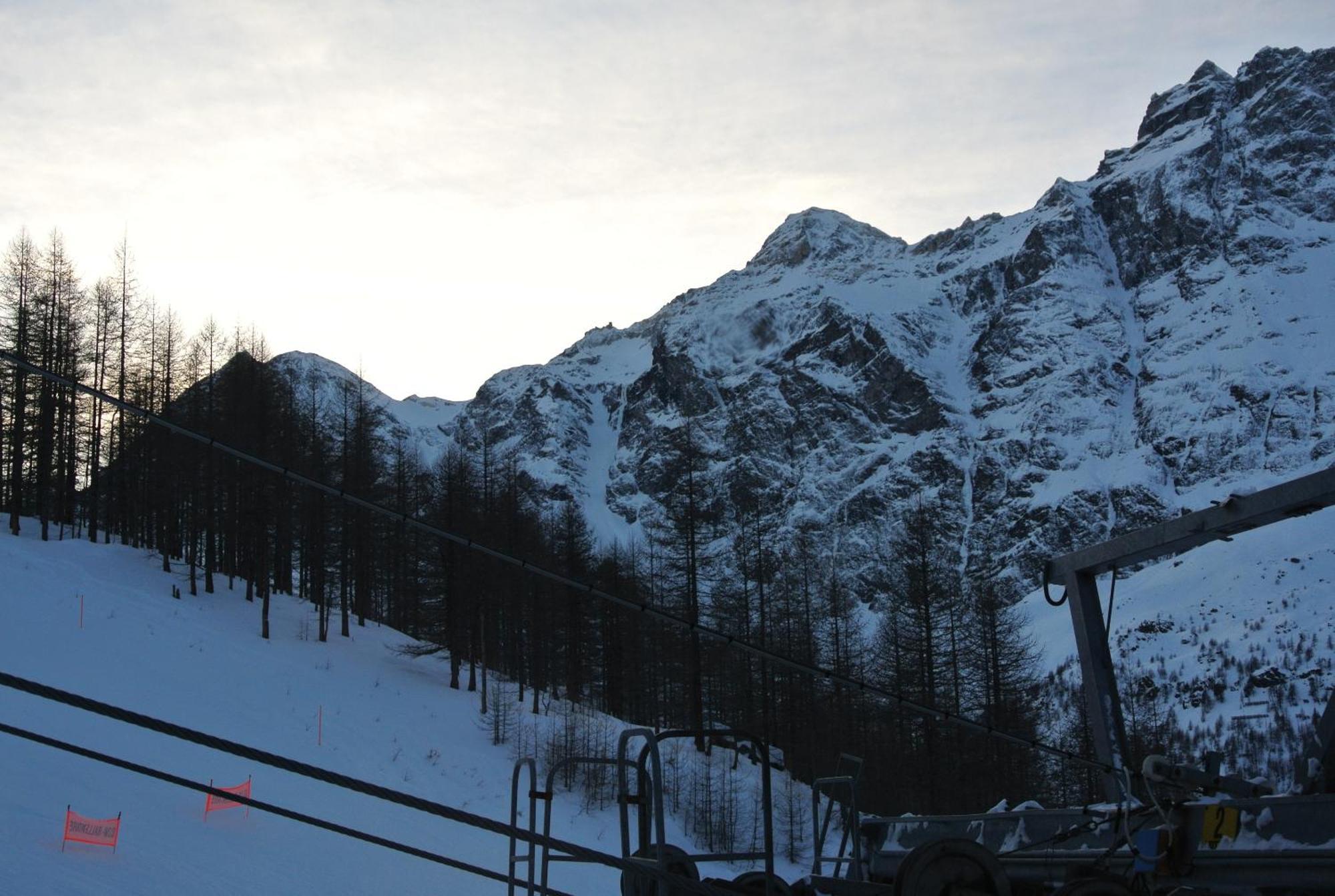 Base Camp Alpine Apartments ブレウイル・チェルヴィナイア 部屋 写真