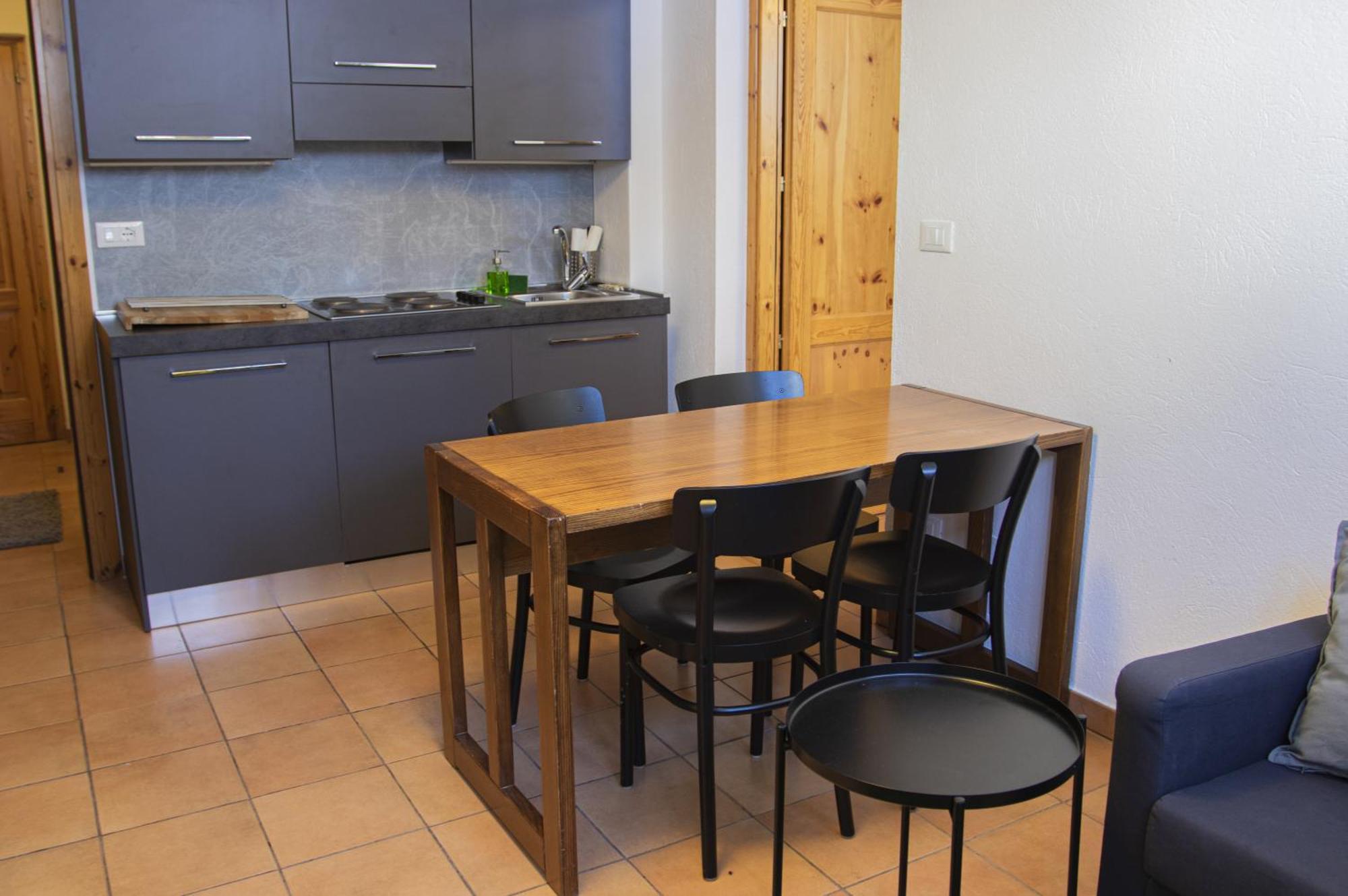 Base Camp Alpine Apartments ブレウイル・チェルヴィナイア 部屋 写真