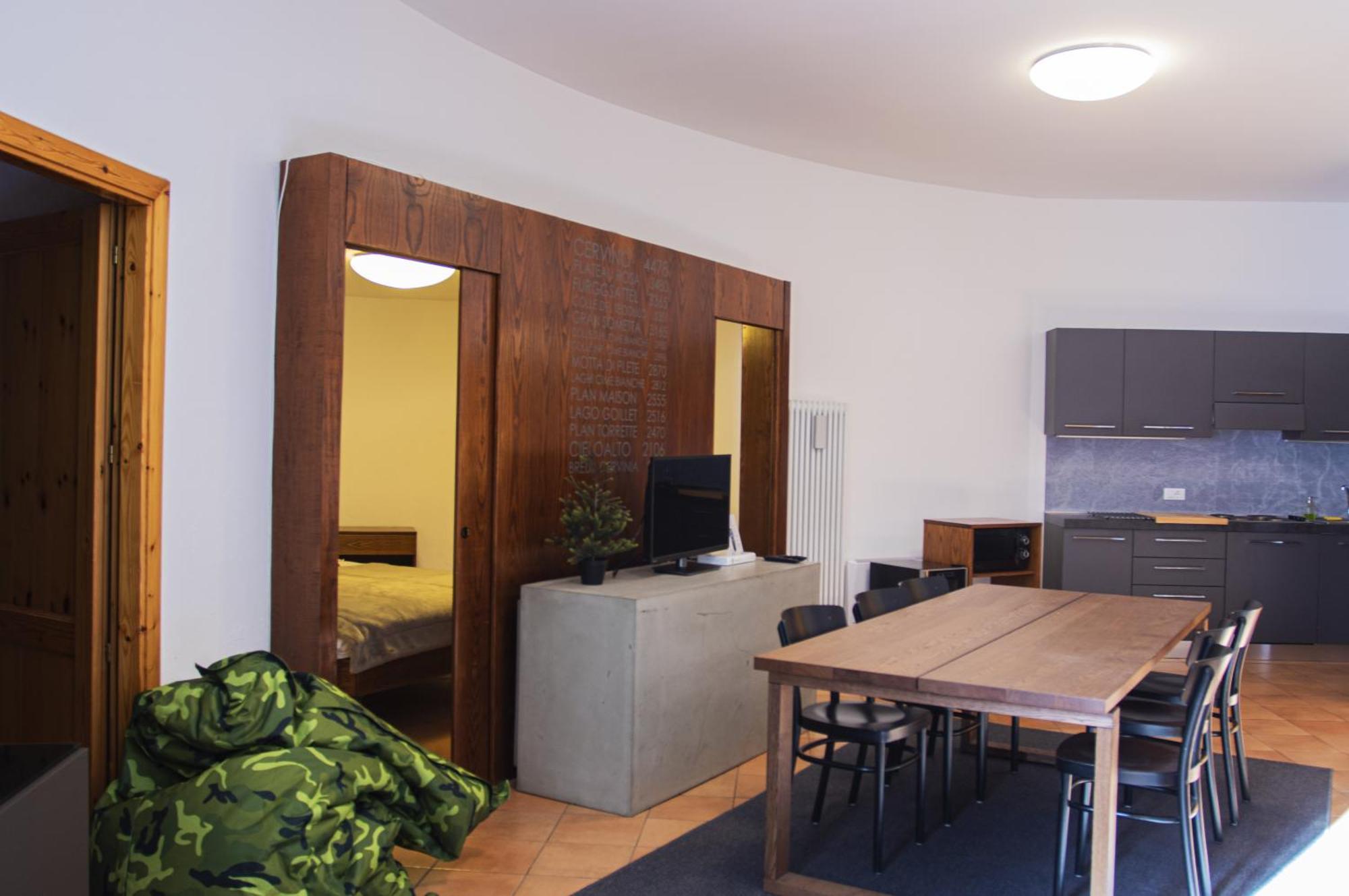 Base Camp Alpine Apartments ブレウイル・チェルヴィナイア 部屋 写真