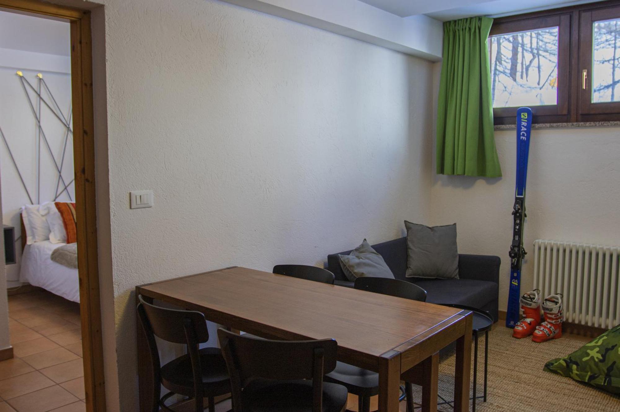 Base Camp Alpine Apartments ブレウイル・チェルヴィナイア 部屋 写真
