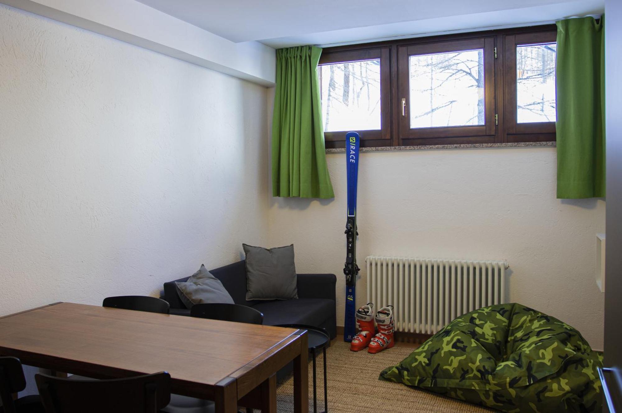 Base Camp Alpine Apartments ブレウイル・チェルヴィナイア 部屋 写真