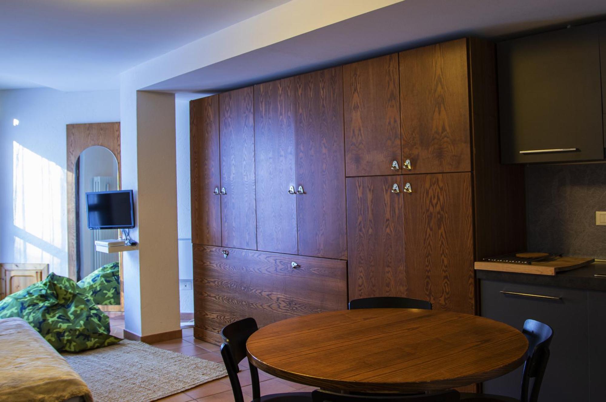 Base Camp Alpine Apartments ブレウイル・チェルヴィナイア 部屋 写真