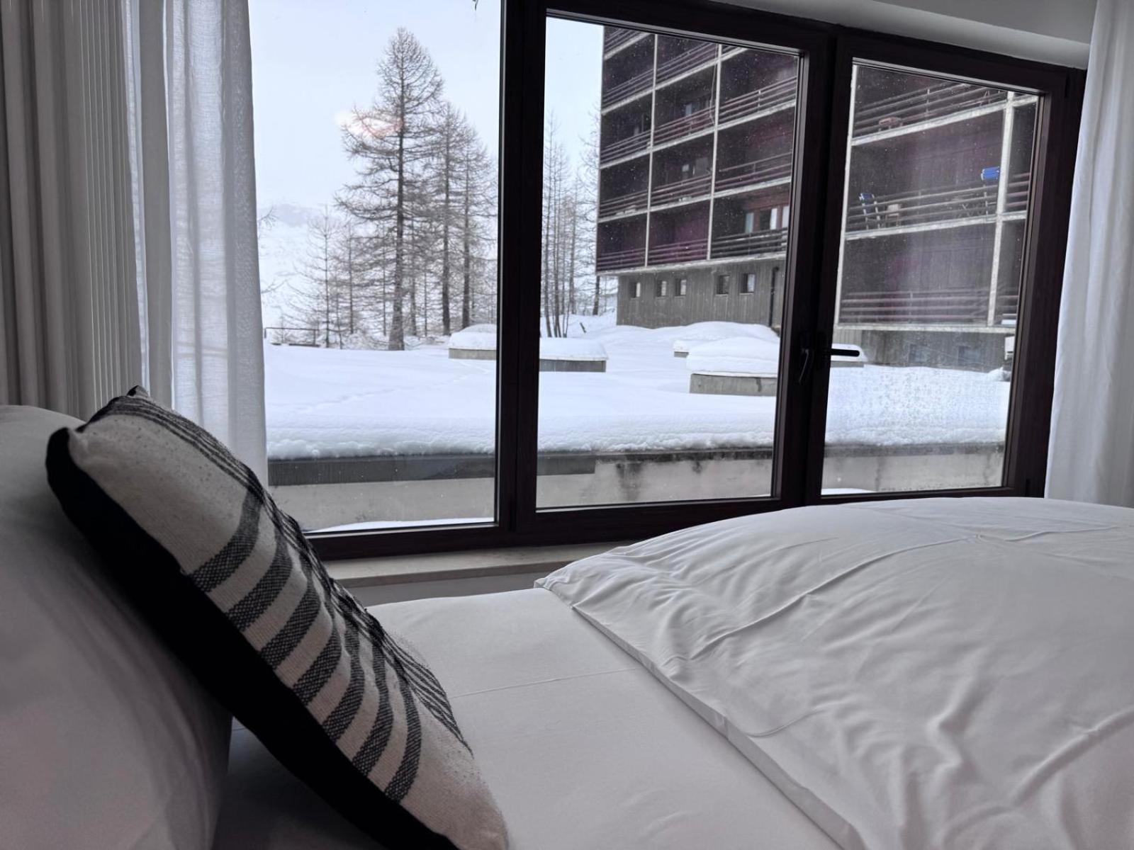 Base Camp Alpine Apartments ブレウイル・チェルヴィナイア 部屋 写真
